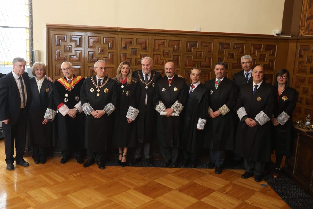 Juan Carlos Estévez, nombrado Decano de Honor del Colegio de Procuradores de Zamora