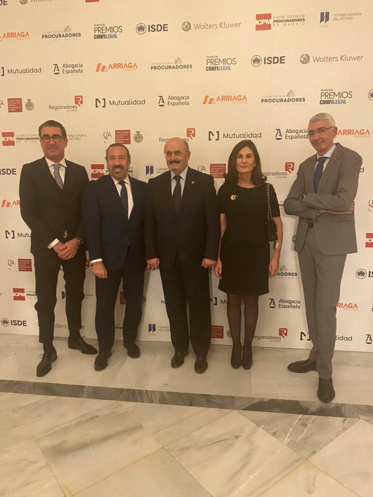 El Consejo General de Procuradores de España presente en los Premios Confilegal