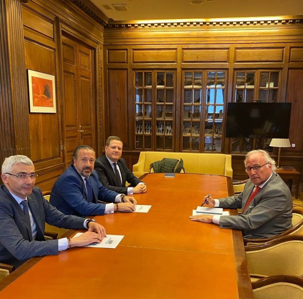 El Consejo General de Procuradores de España inicia una ronda de contactos con los grupos parlamentarios de la Comisión de Justicia