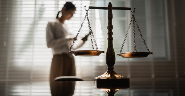 El Consejo General de Procuradores de España alza la voz: “La Justicia Gratuita no puede sostenerse sobre el sacrificio de sus profesionales”