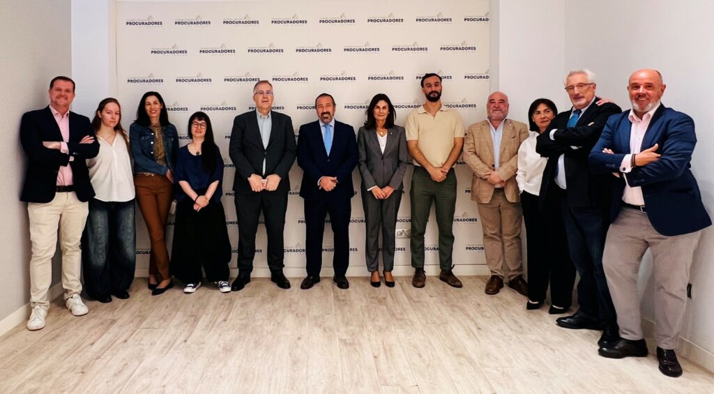 El Consejo General de Procuradores presenta ante los principales medios jurídicos la Fiesta de la Procura 2026, que se celebrará el 20 de octubre en el Ateneo de Madrid